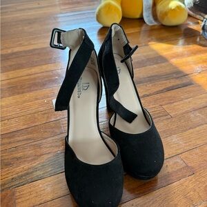 Cute Black Heels!